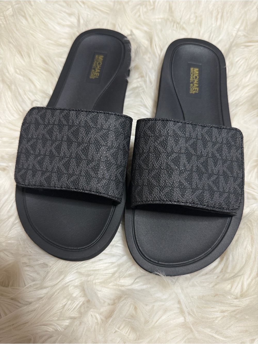 NWT, Michael Kors Black MK Logo Slide Sandals Sz 8 - Picture 5 of 13